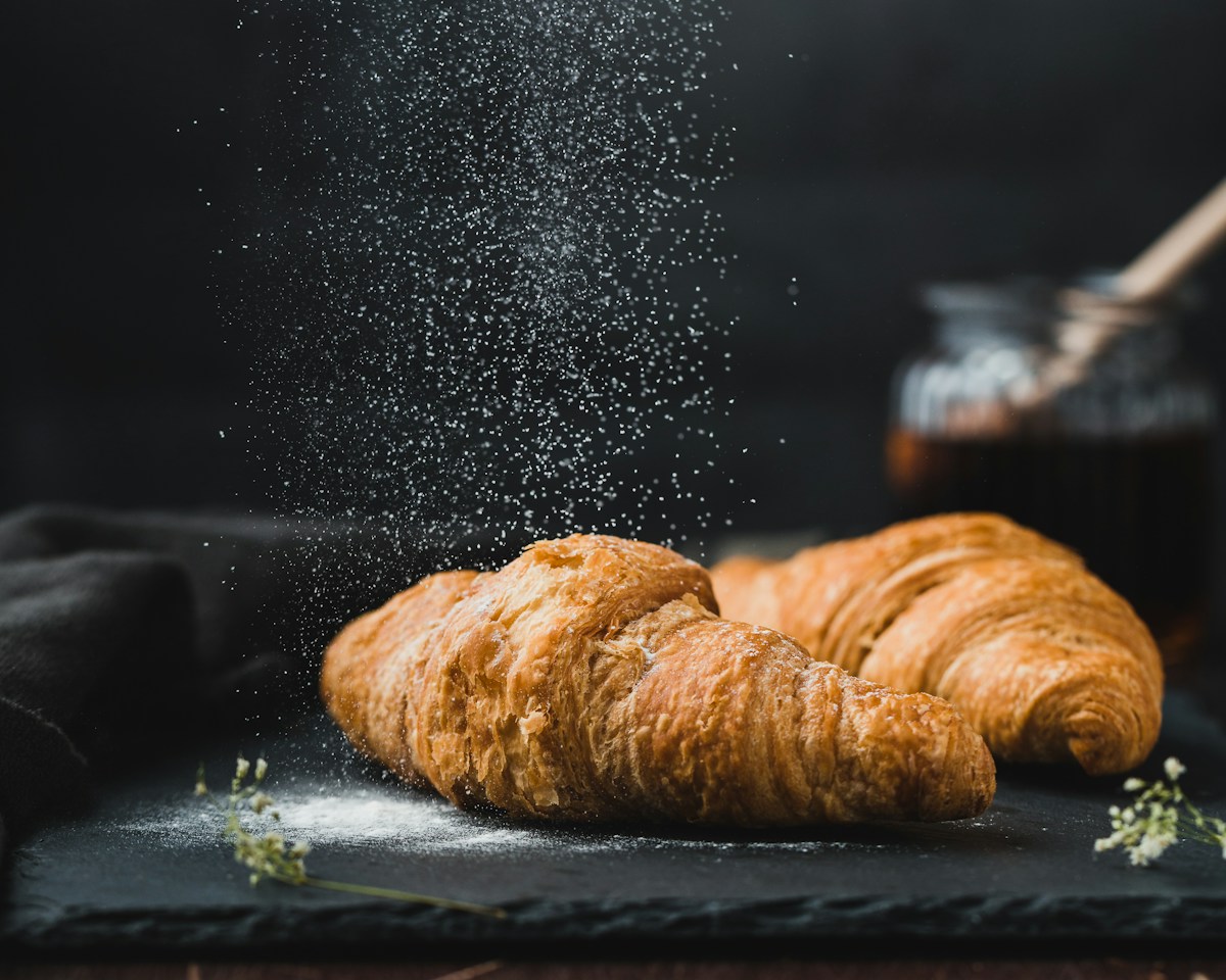 Golden pastries illustrating the Morrow café website